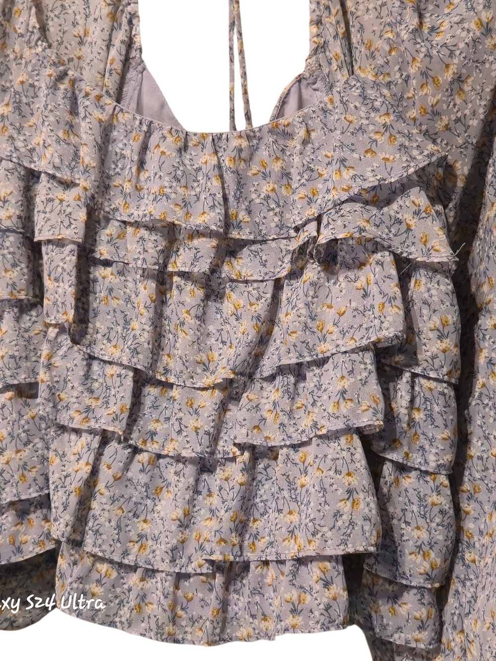 Astr Ruffled Square-Neck Floral Blouse - Light Gray Multi - Picture 5 of 7
